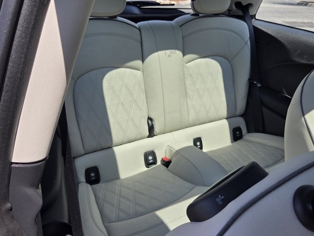 2023 MINI Hardtop 2 Door Signature