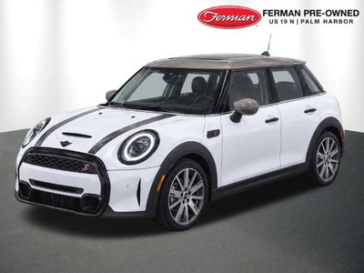 2024 MINI Cooper S Iconic