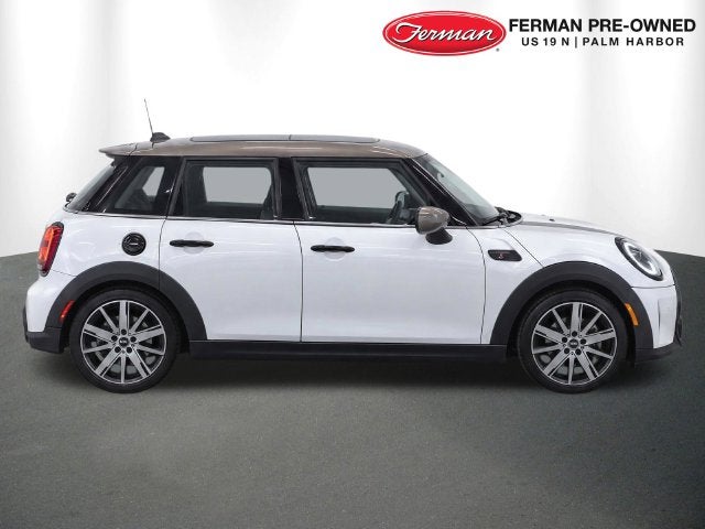 2024 MINI Cooper S Iconic