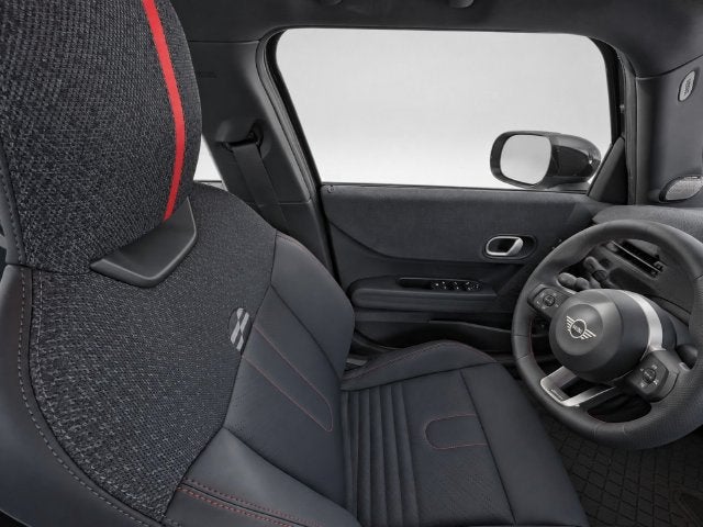 2025 MINI Cooper S Iconic