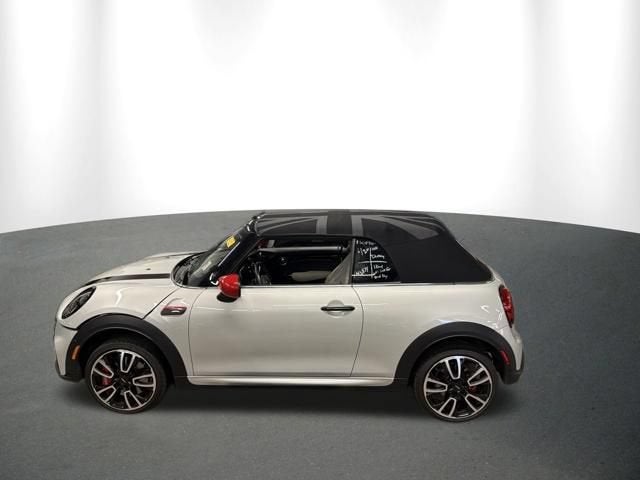 2023 MINI Convertible Iconic