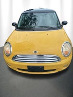 2007 MINI Cooper Hardtop Base