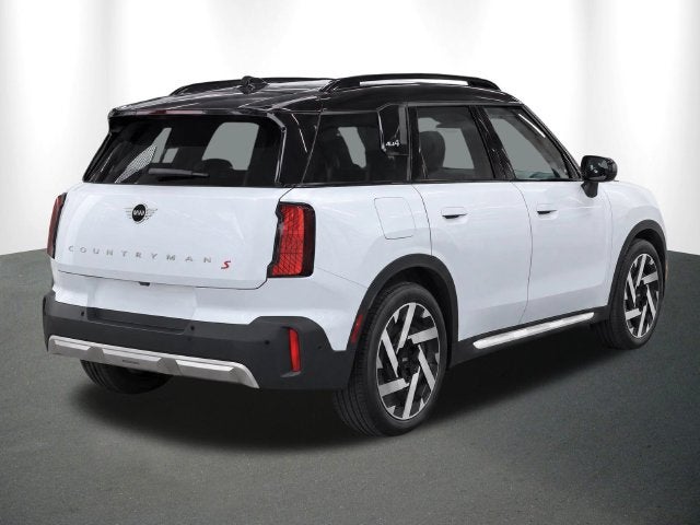2025 MINI Cooper S Countryman Iconic