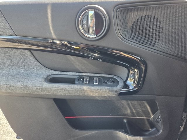 2023 MINI Countryman Signature