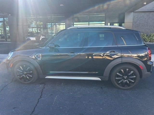 2023 MINI Countryman Signature