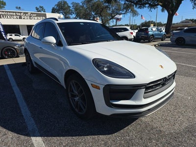2022 Porsche Macan Base