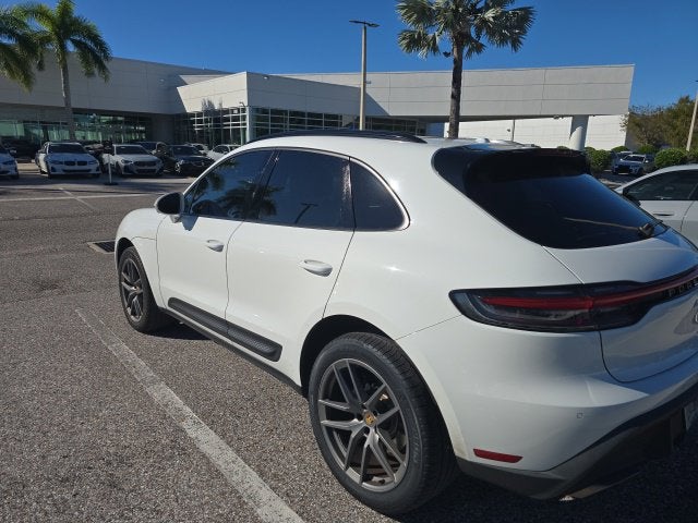 2022 Porsche Macan Base