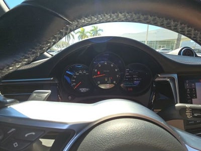 2020 Porsche Macan Base