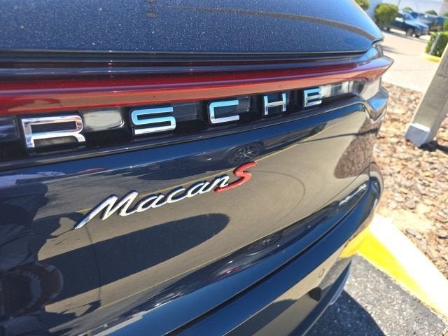 2020 Porsche Macan Base