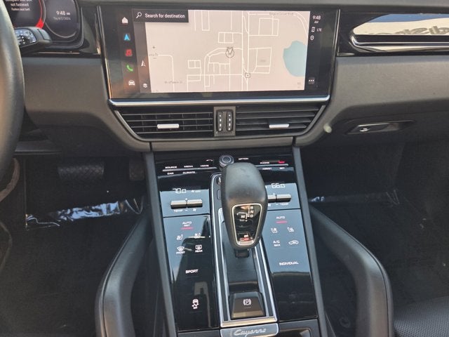 2022 Porsche Cayenne Base