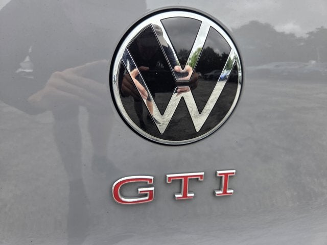 2024 Volkswagen Golf GTI Autobahn