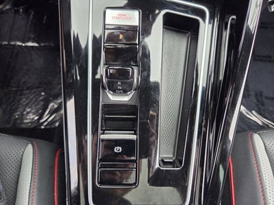 2024 Volkswagen Golf GTI Autobahn