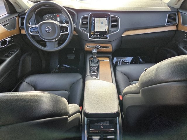 2021 Volvo XC90 Momentum
