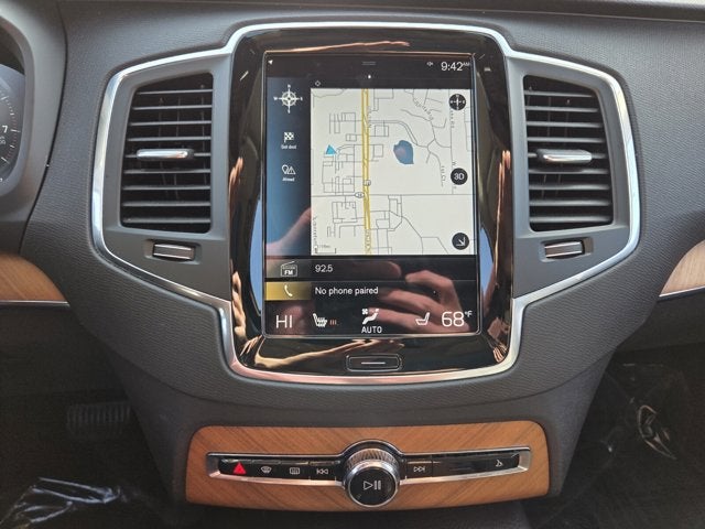 2021 Volvo XC90 Momentum