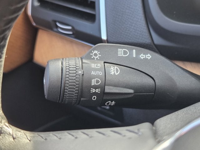 2021 Volvo XC90 Momentum