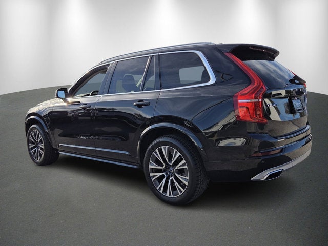 2021 Volvo XC90 Momentum