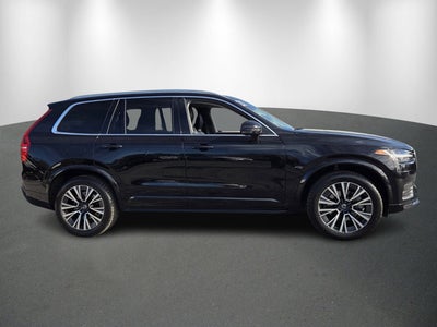 2021 Volvo XC90 Momentum