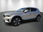 2024 Volvo XC40 Ultimate Bright Theme