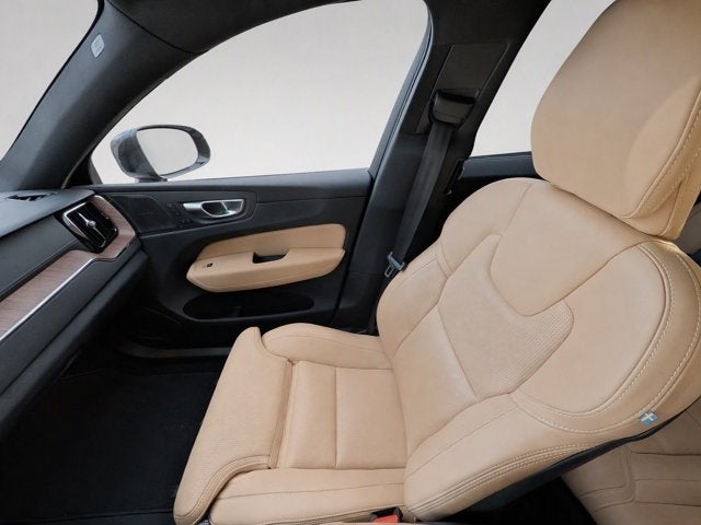 2025 Volvo XC60 Ultra