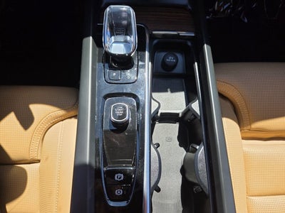2025 Volvo XC60 Ultra