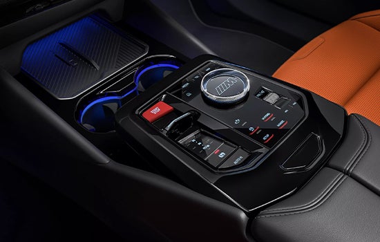 The M-specific center console. | Ferman BMW in Palm Harbor FL